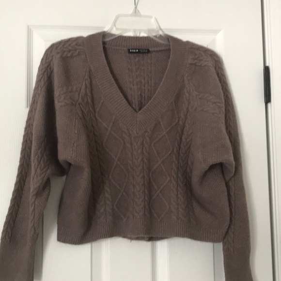 😍SHEIN Taupe V-Neck Gorgeous Sweater😍 - Picture 1 of 5